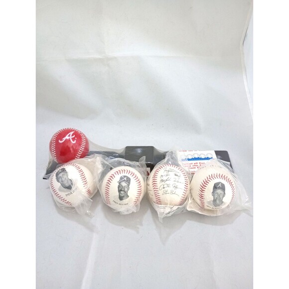 Chevron Team Stars Set Atlanta Braves Avery Mcgriff Blauser Autographed Ball - Picture 1 of 9